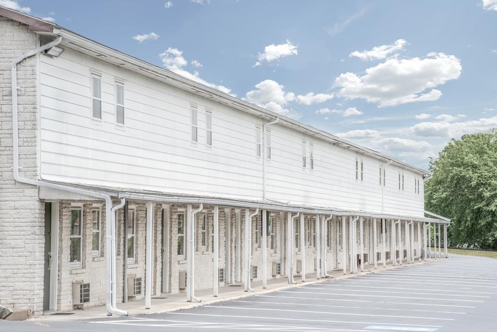 Knights Inn Pine Grove Exterior foto